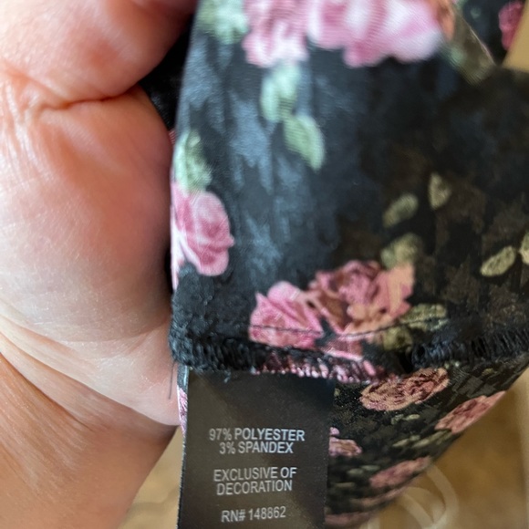 Torrid Tea Length Woven Jacquard Lace Trim Cami Dress Size 1X EUC - Picture 8 of 10